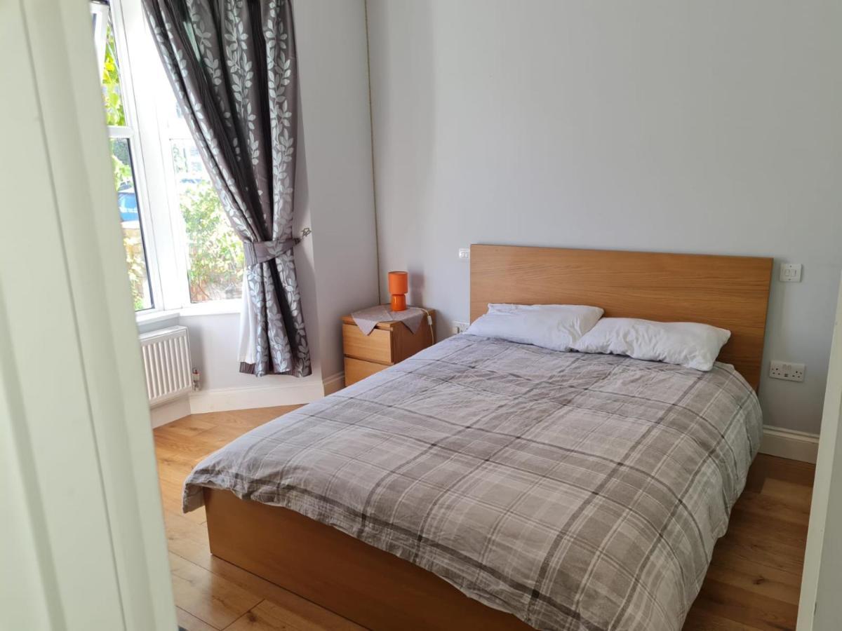 Erith Daniari Guest Rooms חדר תמונה